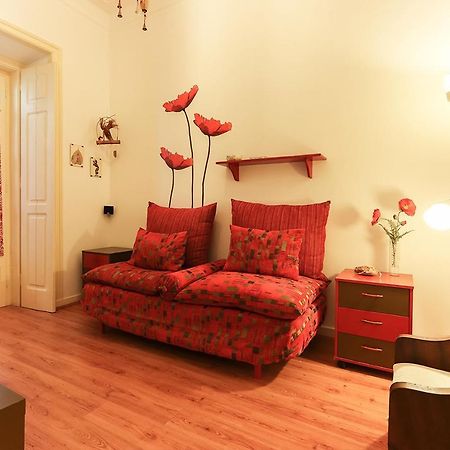 Red Almirante By Homing Apartman Lisboa Kültér fotó